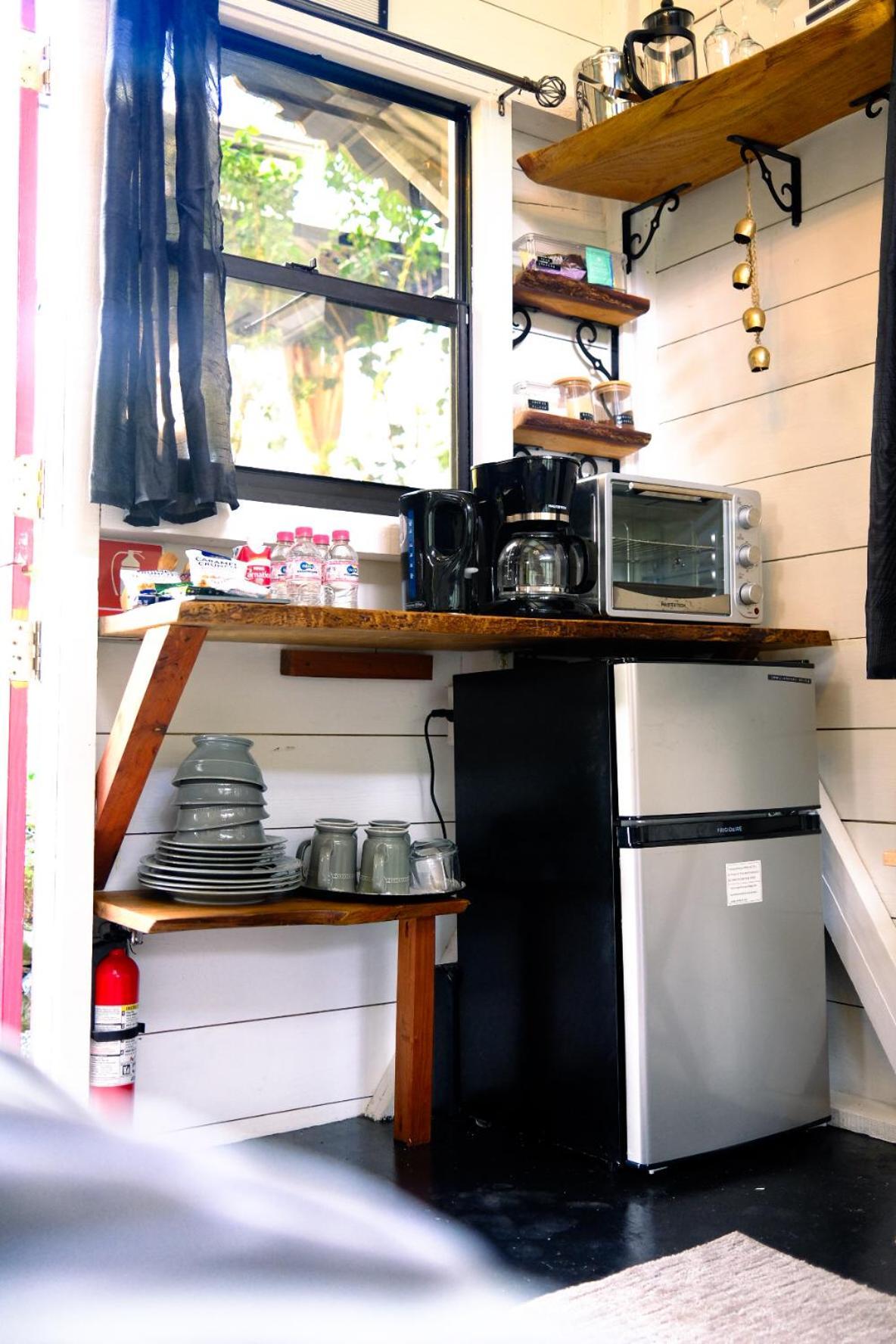 Silk Cotton Cottages Parrot Hall エクステリア 写真